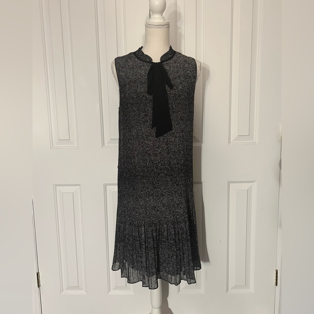 NWOT DKNY Pleated Sleeveless Midi Dress, Bow, Black & White, Size 8